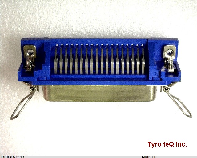 57LE-40360-7700(D12)