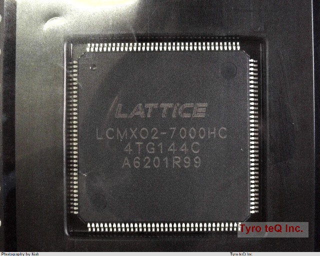 LCMX02-7000HC-4TG144C