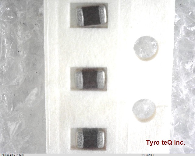 GRM219F11E105ZA01B
