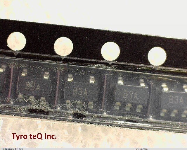 AD8605ARTZ-R2