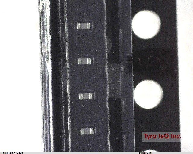 GRM0225C1E120GA03L