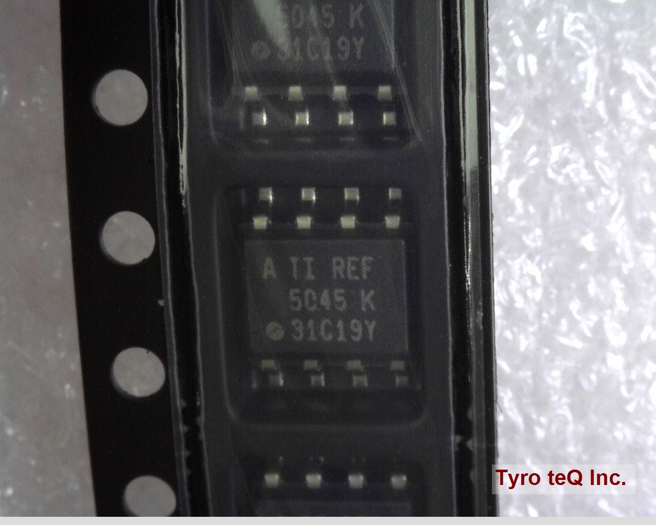 REF5045AIDR