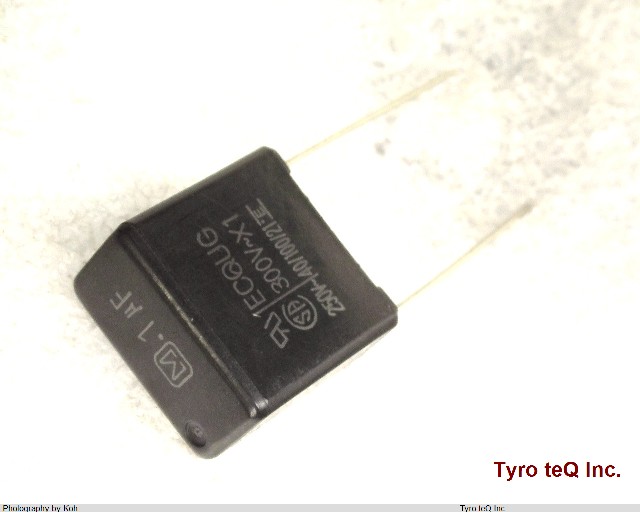 ECQU3A104MG