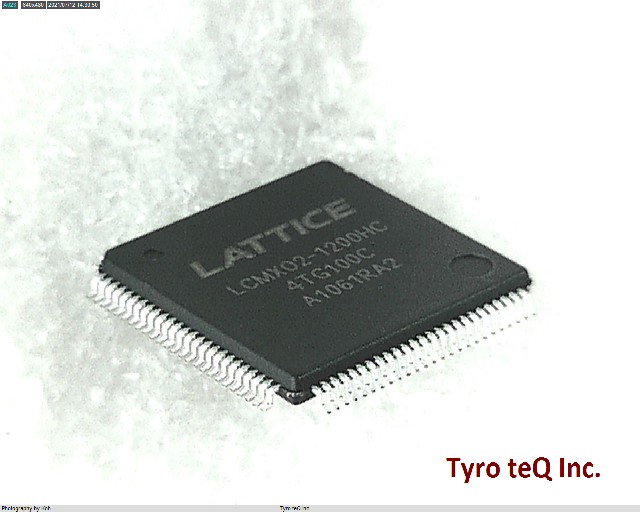 LCMX02-1200HC-4TG100C