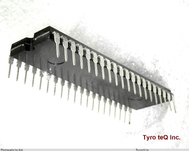 TMP82C79P-2