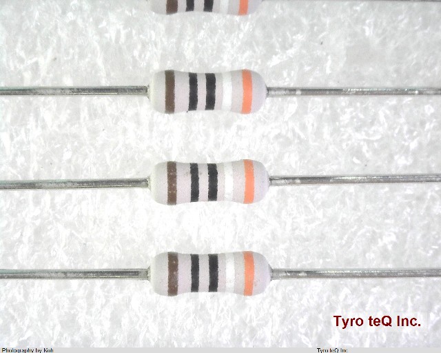 MOS1/2CT52A3900F