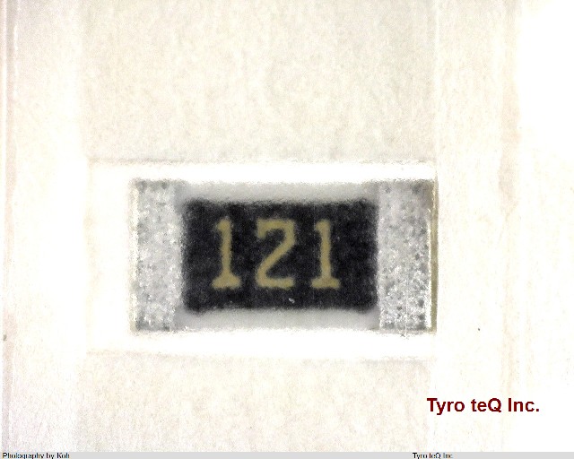 MCR18EZHJ121