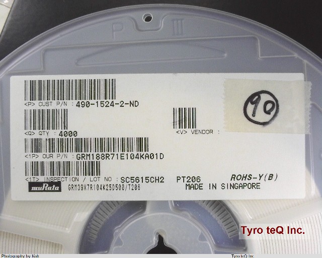 GRM188R71E104KA01D