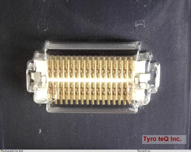 DF12B(3.0)-32DP-0.5V(86)