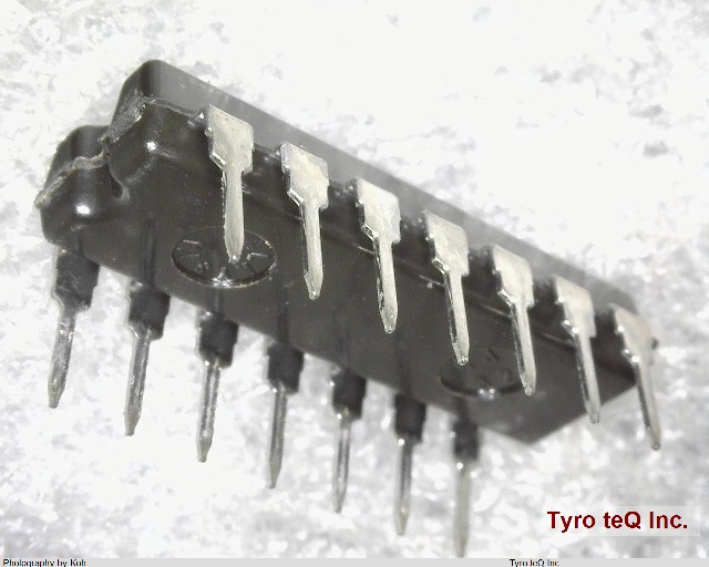 HD74HC02P