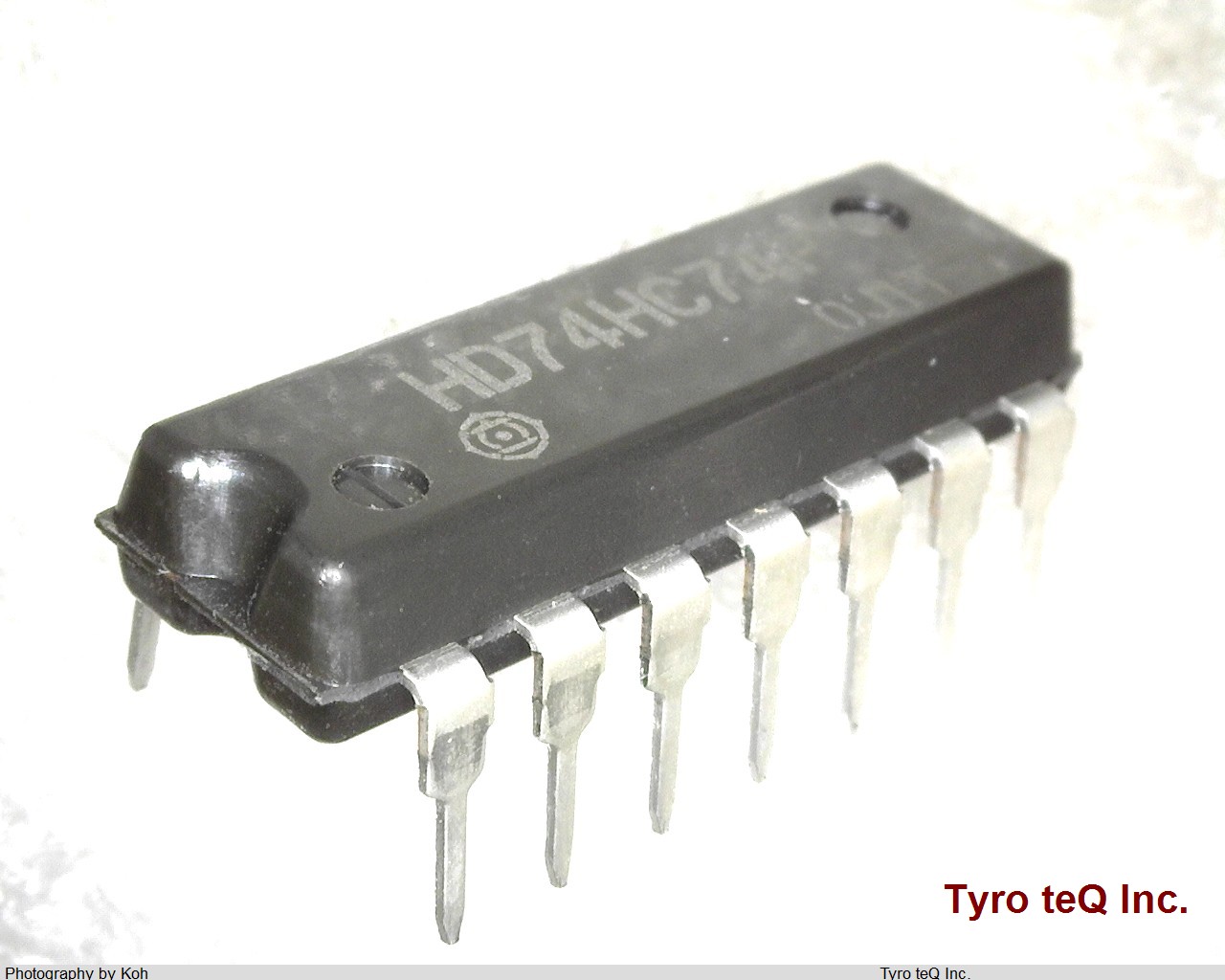 HD74HC74P