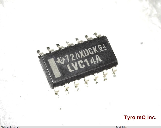 SN74LVC14AD