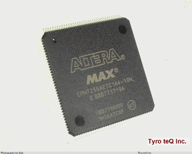 EPM7256AETC144-10N