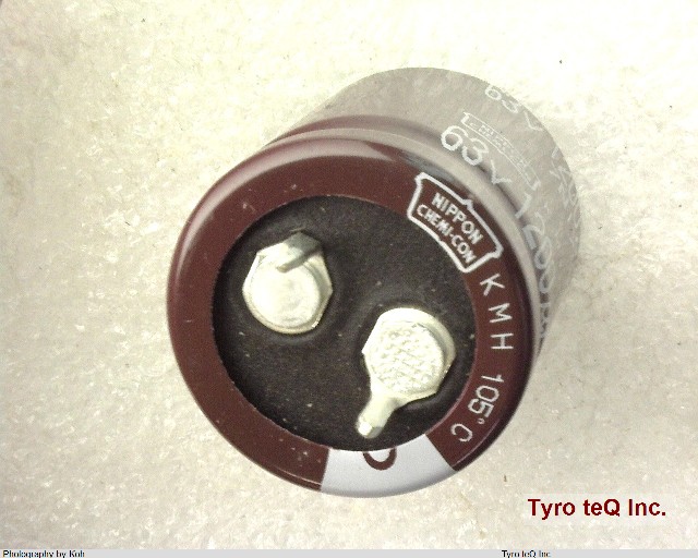 EKMH630VSN122MP25S