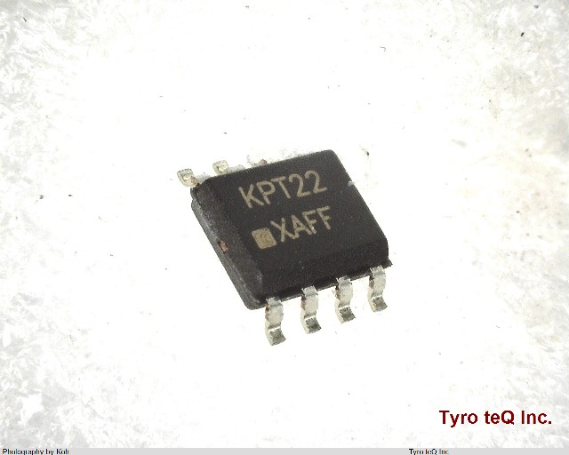MC100EPT22D