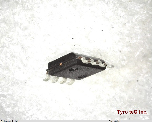 MC100LVELT22D