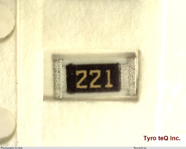MCR18EZHJ221