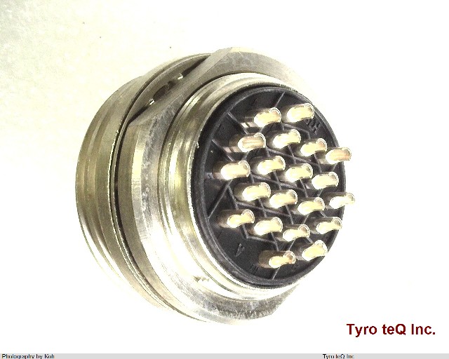 RM21TR-15P