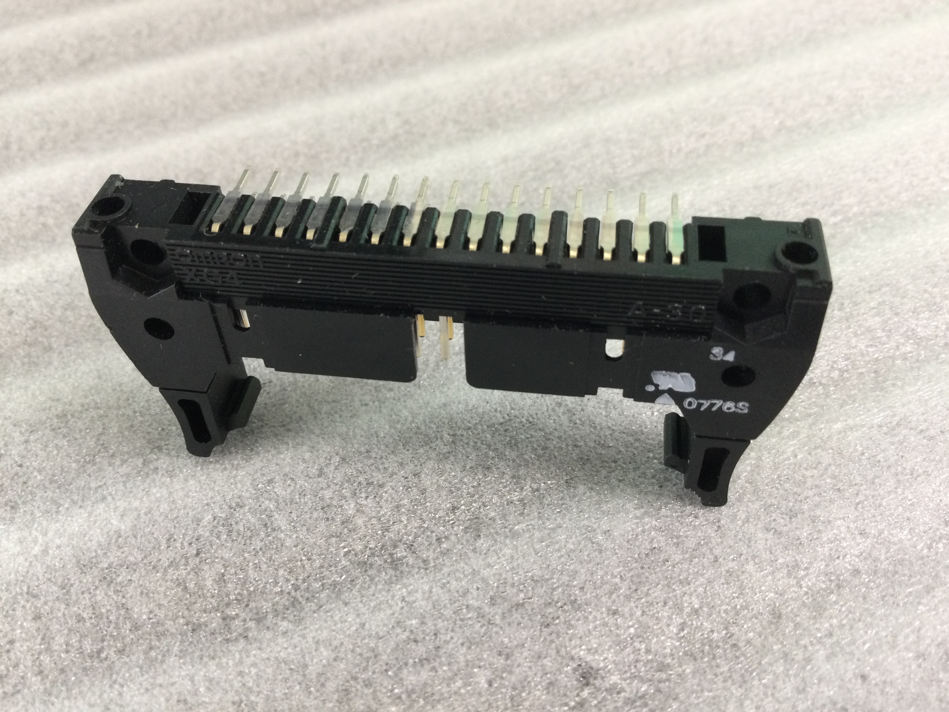 XG4A-3034