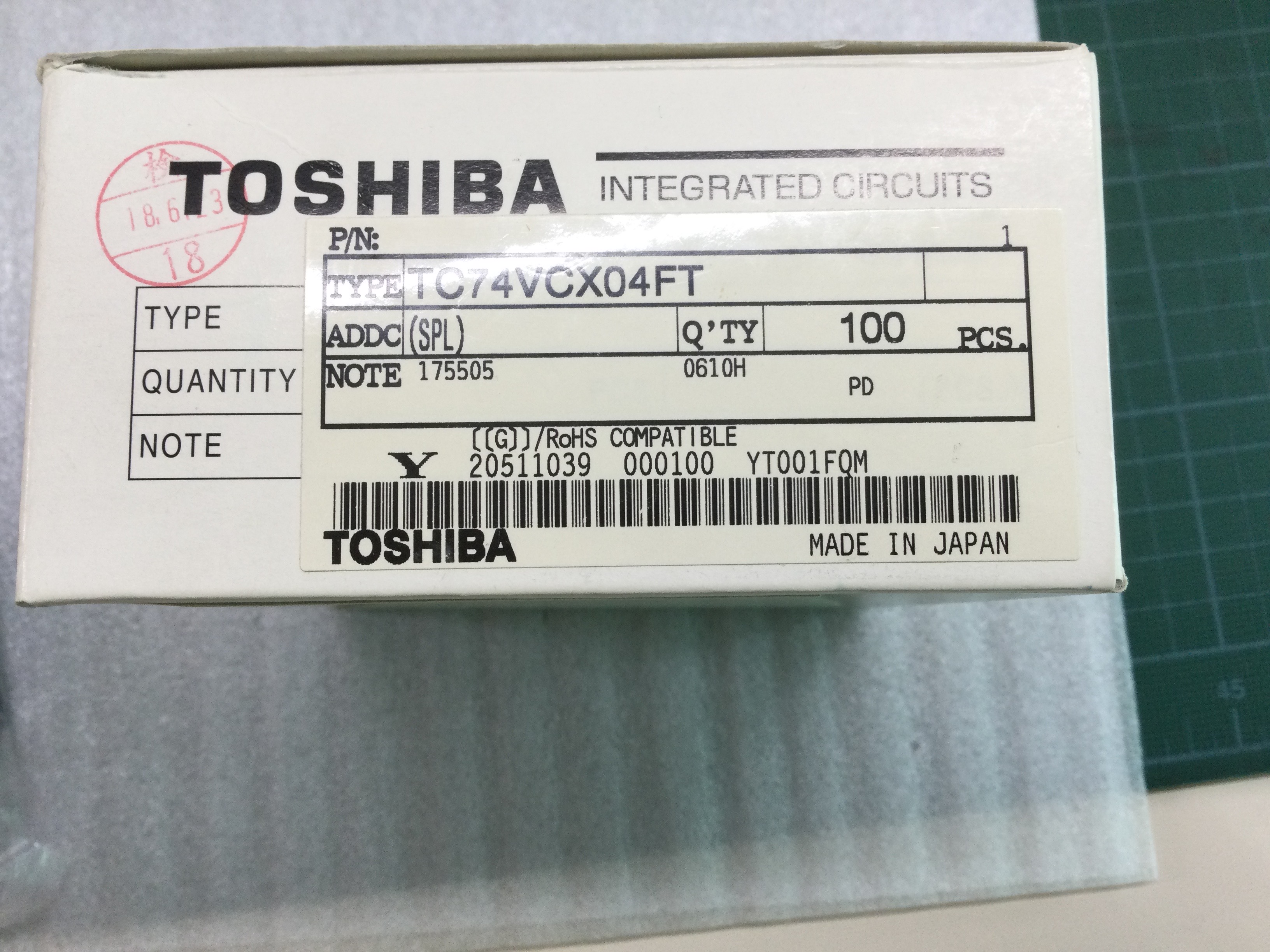 TC74VCX04FT