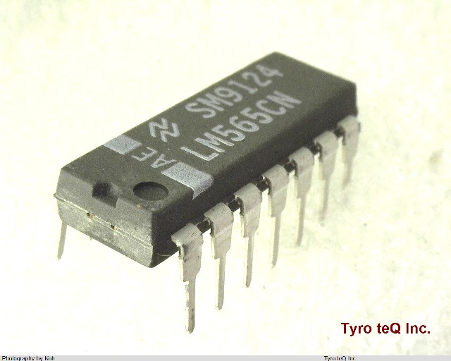 LM565CN