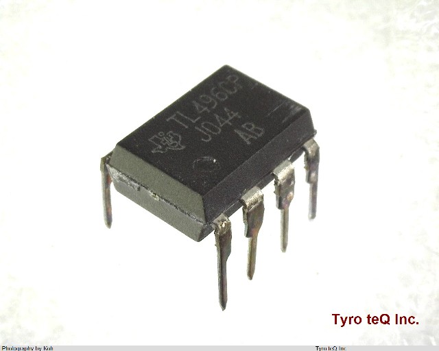 TL496CP