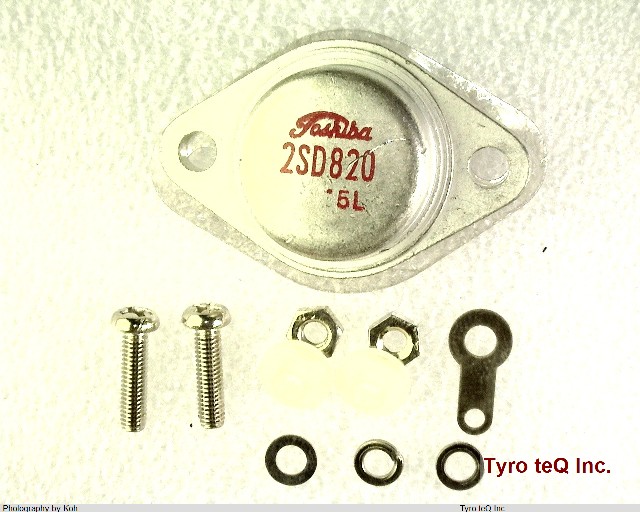 2SD820