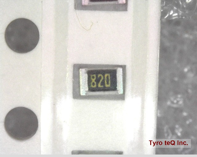 MCR10EZPJ820
