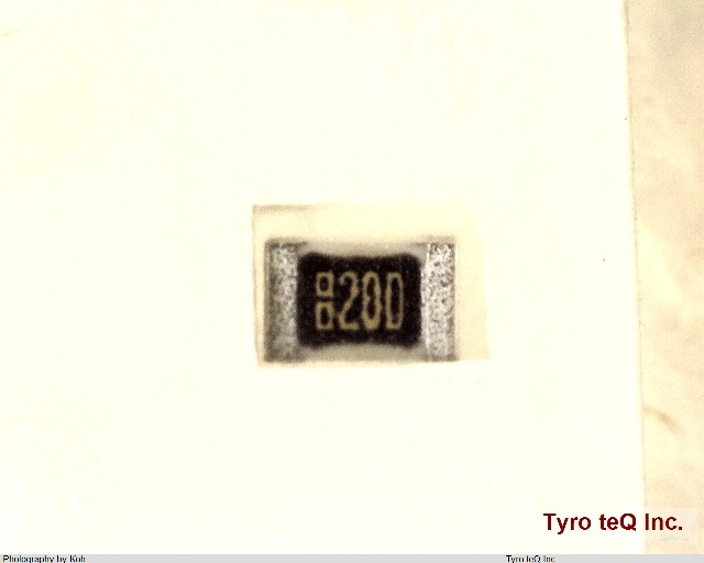 MCR10EZHF8200