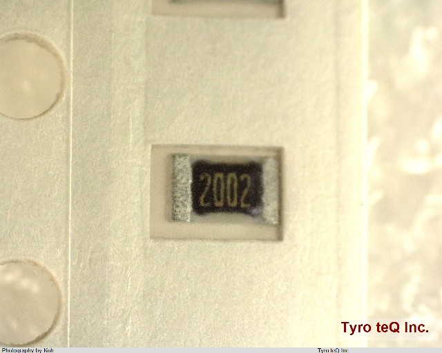 MCR10EZHF2002