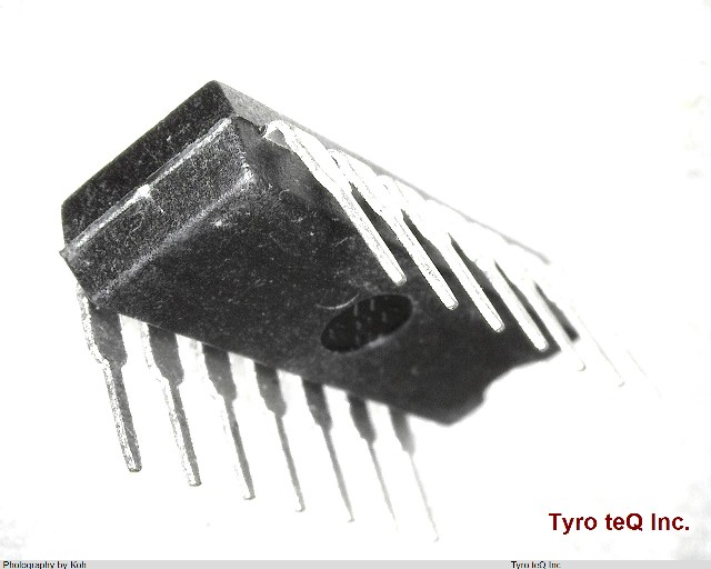 TC74HC30P