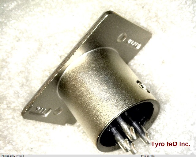 XLR-4-32