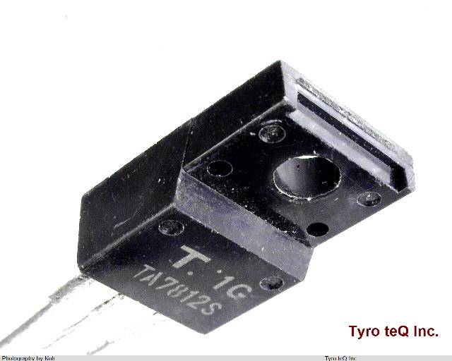 TA7812S