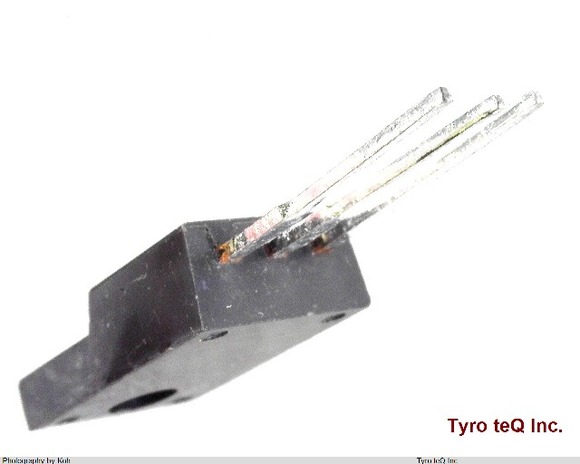 TA7812S