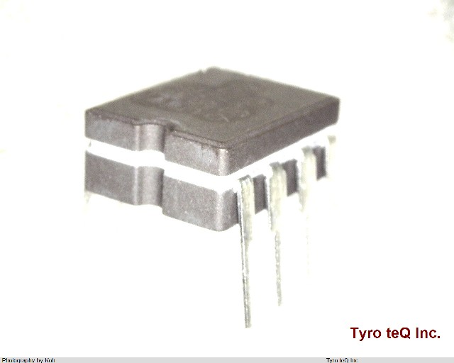 AD587SQ