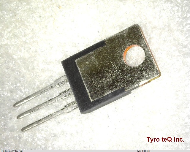 MC7905CT