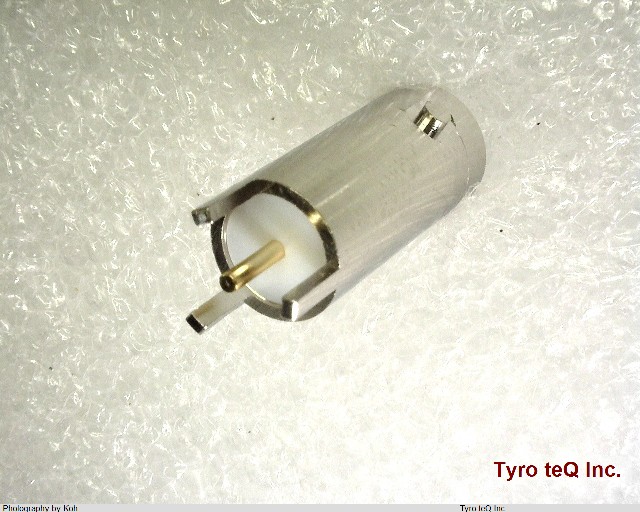 BNC766-R