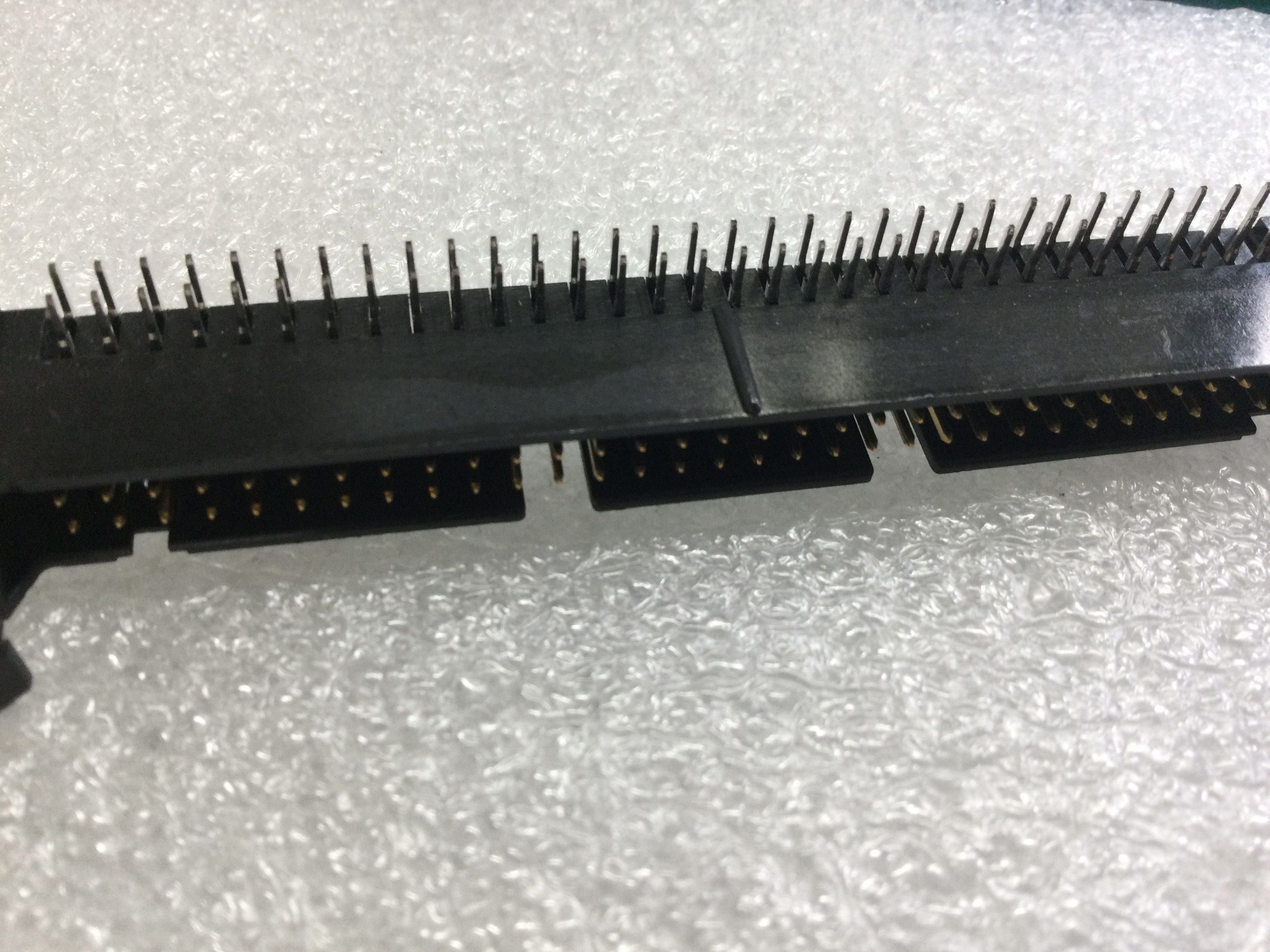 HIF3BA-60PA-2.54DS