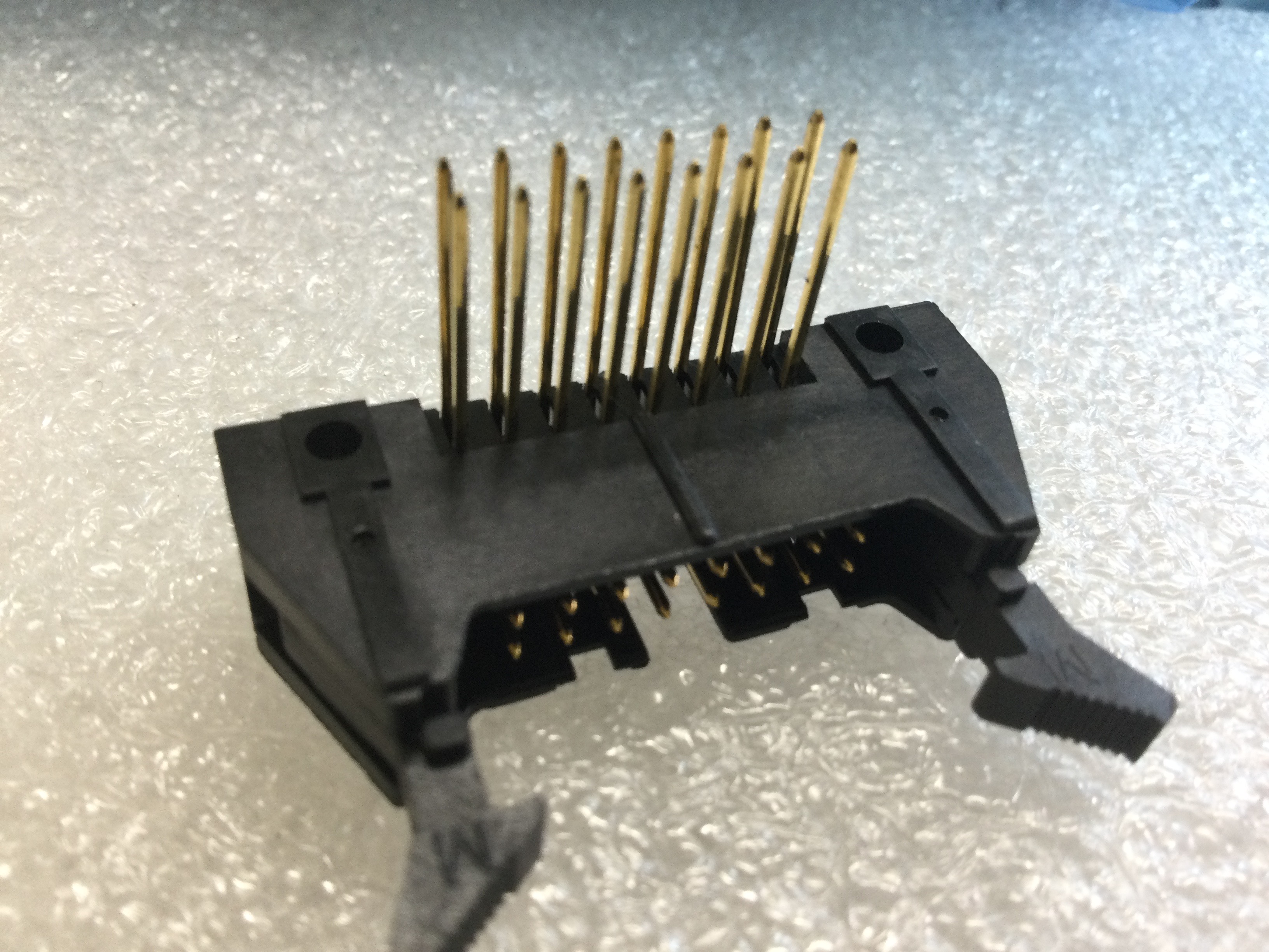HIF3BA-16P-2.54WA