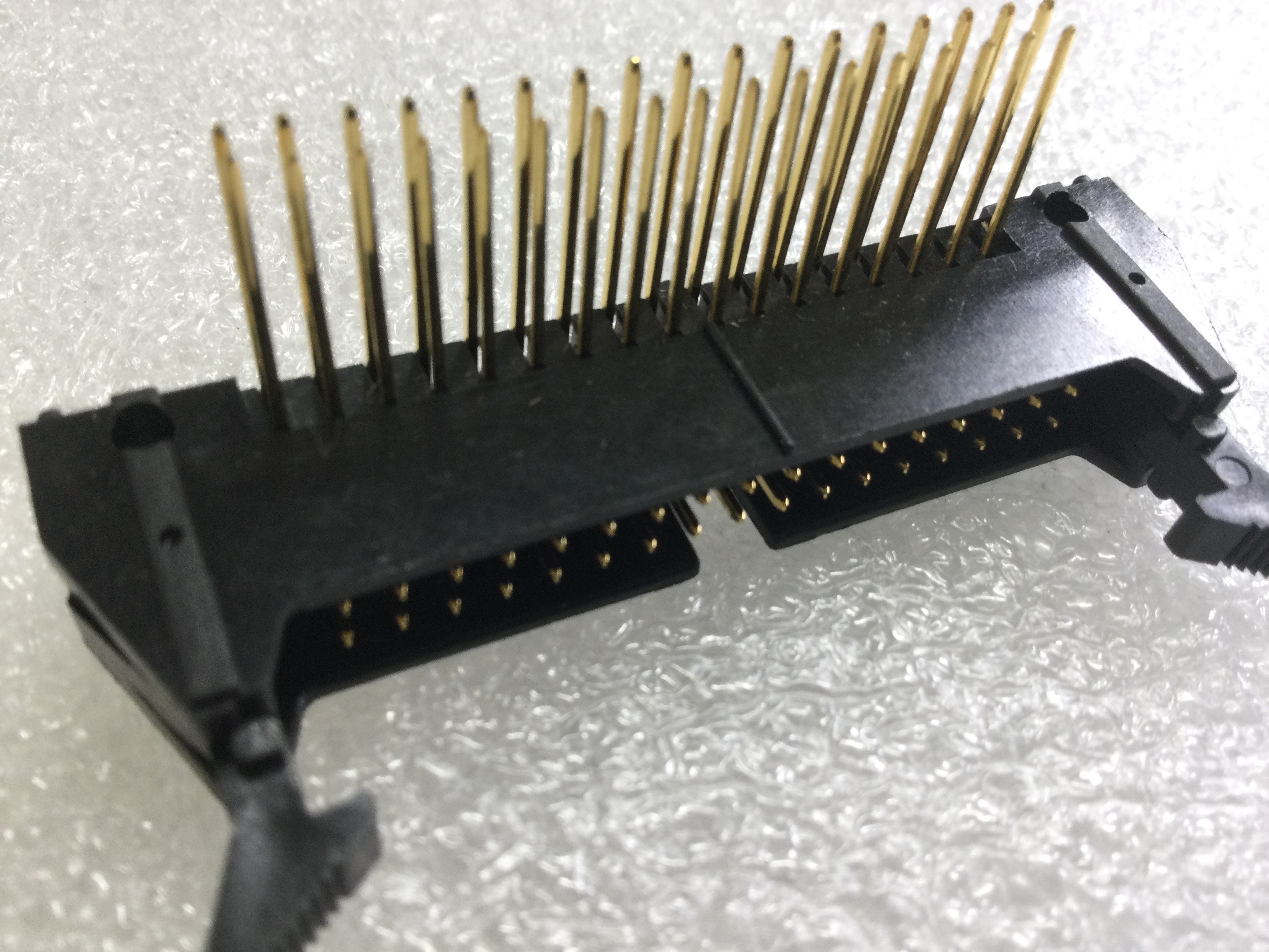 HIF3BA-34P-2.54WA