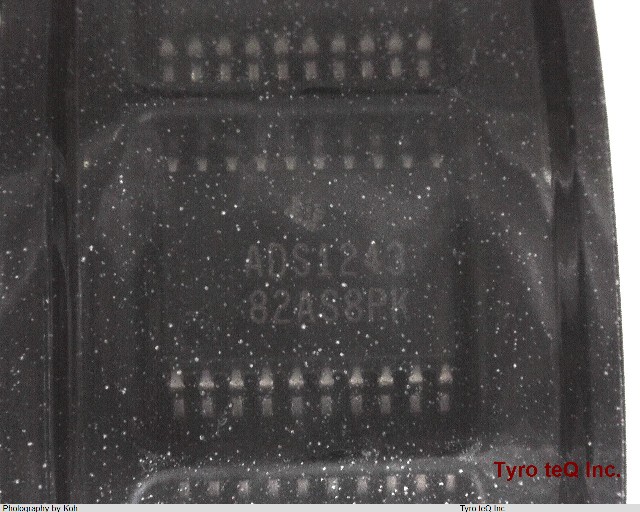 ADS1243IPWT