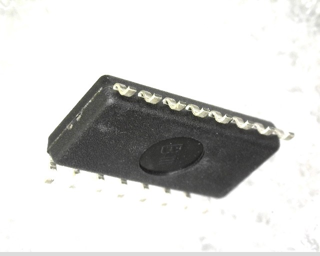 NJM3524M