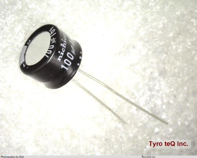 UMA1C101MDD