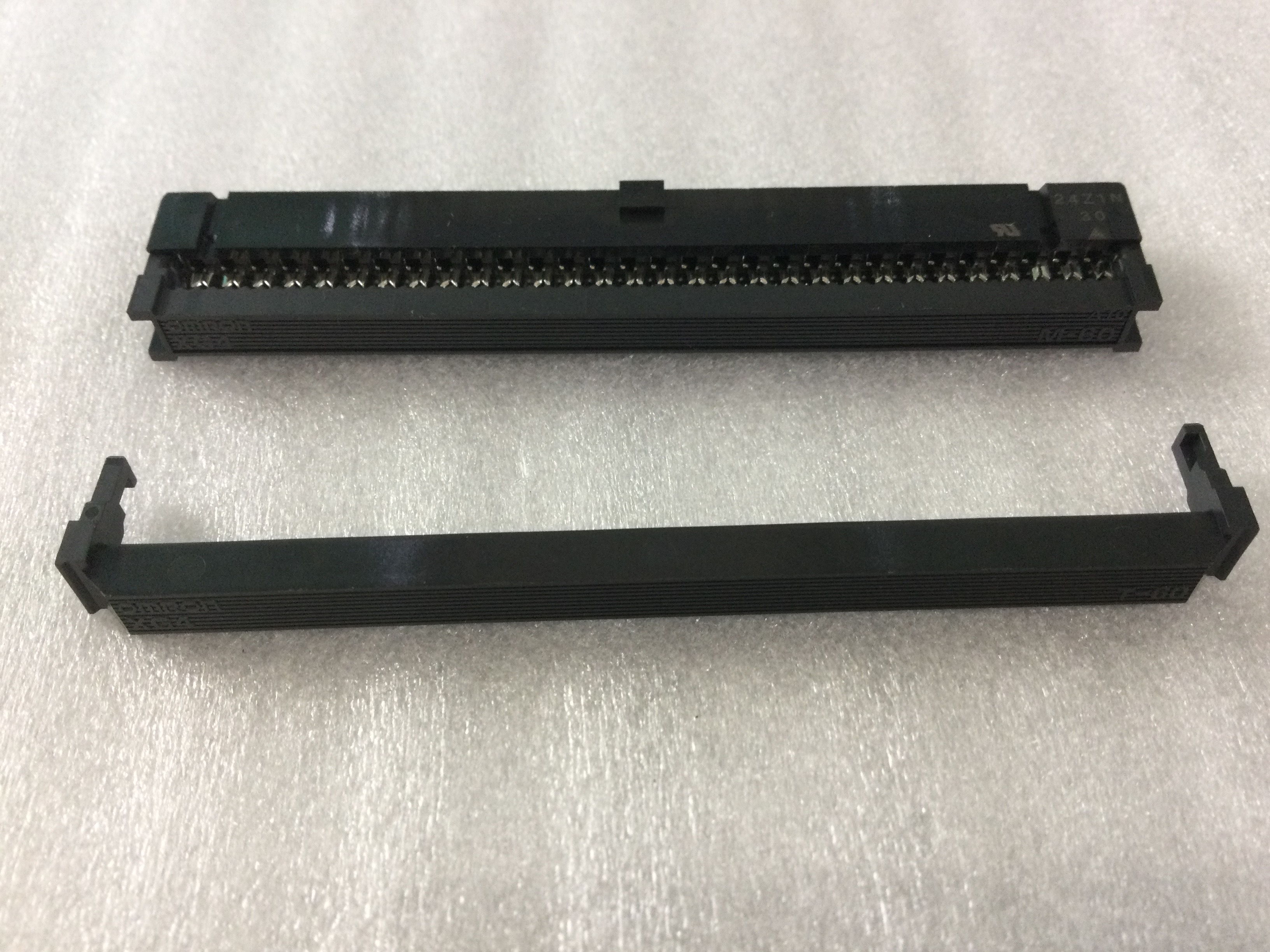 XG4M-6030-T