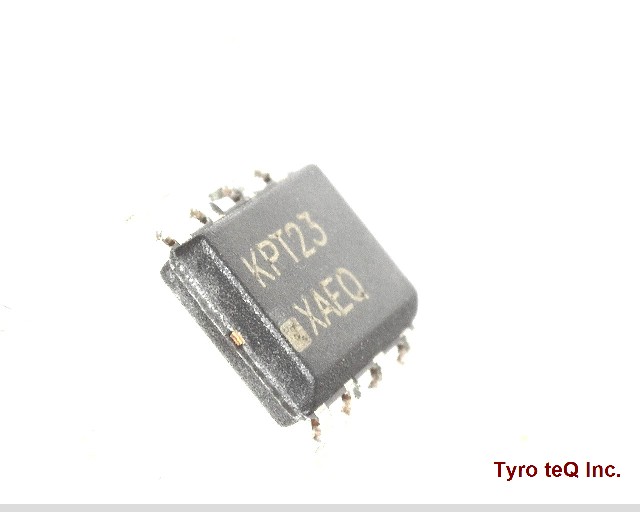 MC100EPT23DG