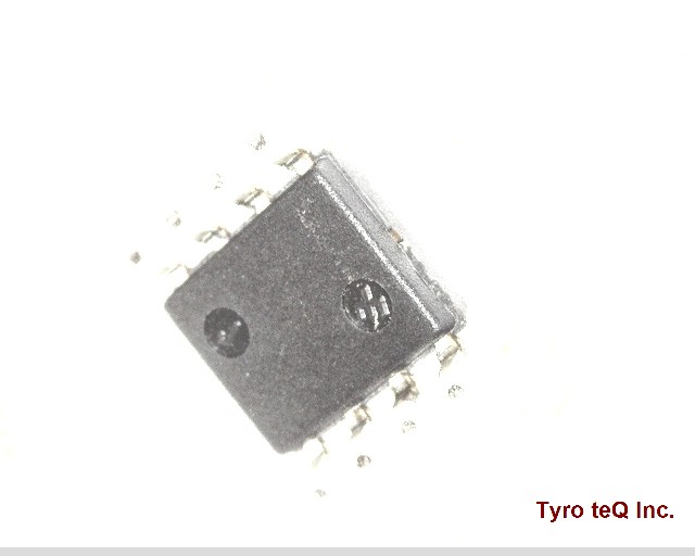 MC100EPT23DG