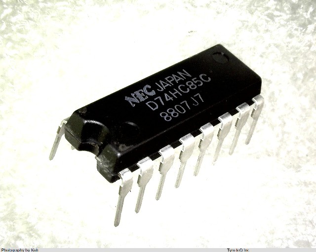 UPD74HC85C