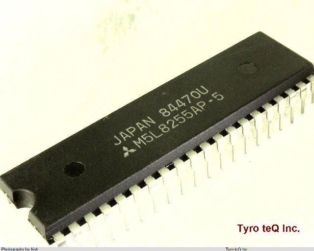 M5L8255AP-5