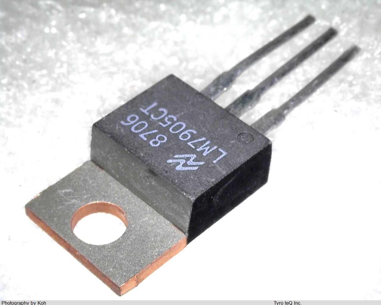 LM7905CT