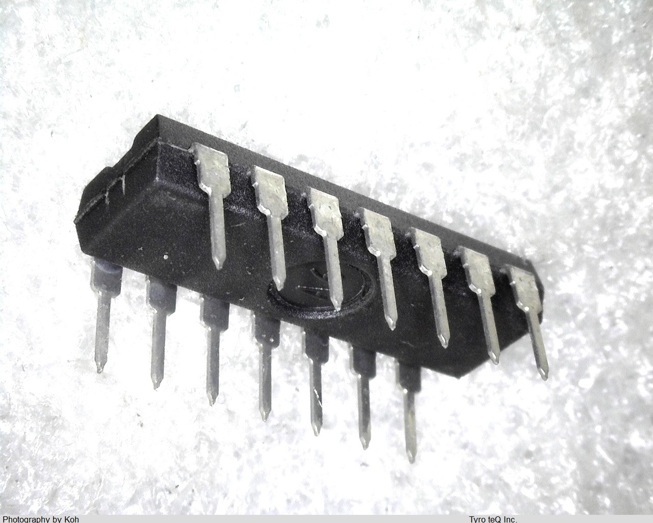 SN7407N